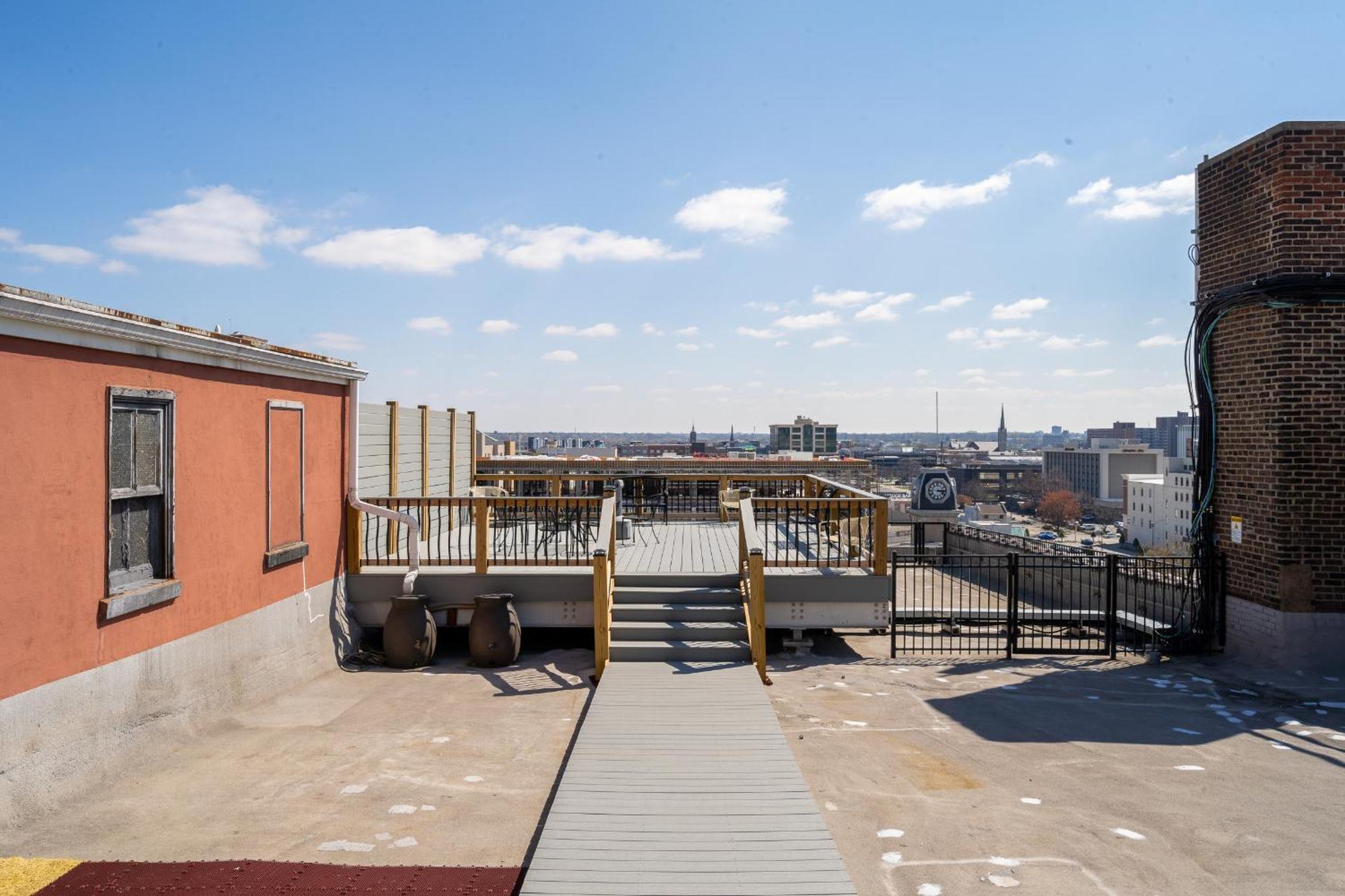 Top Floor Penthouse At The Historic Levy Building Louisville Ngoại thất bức ảnh